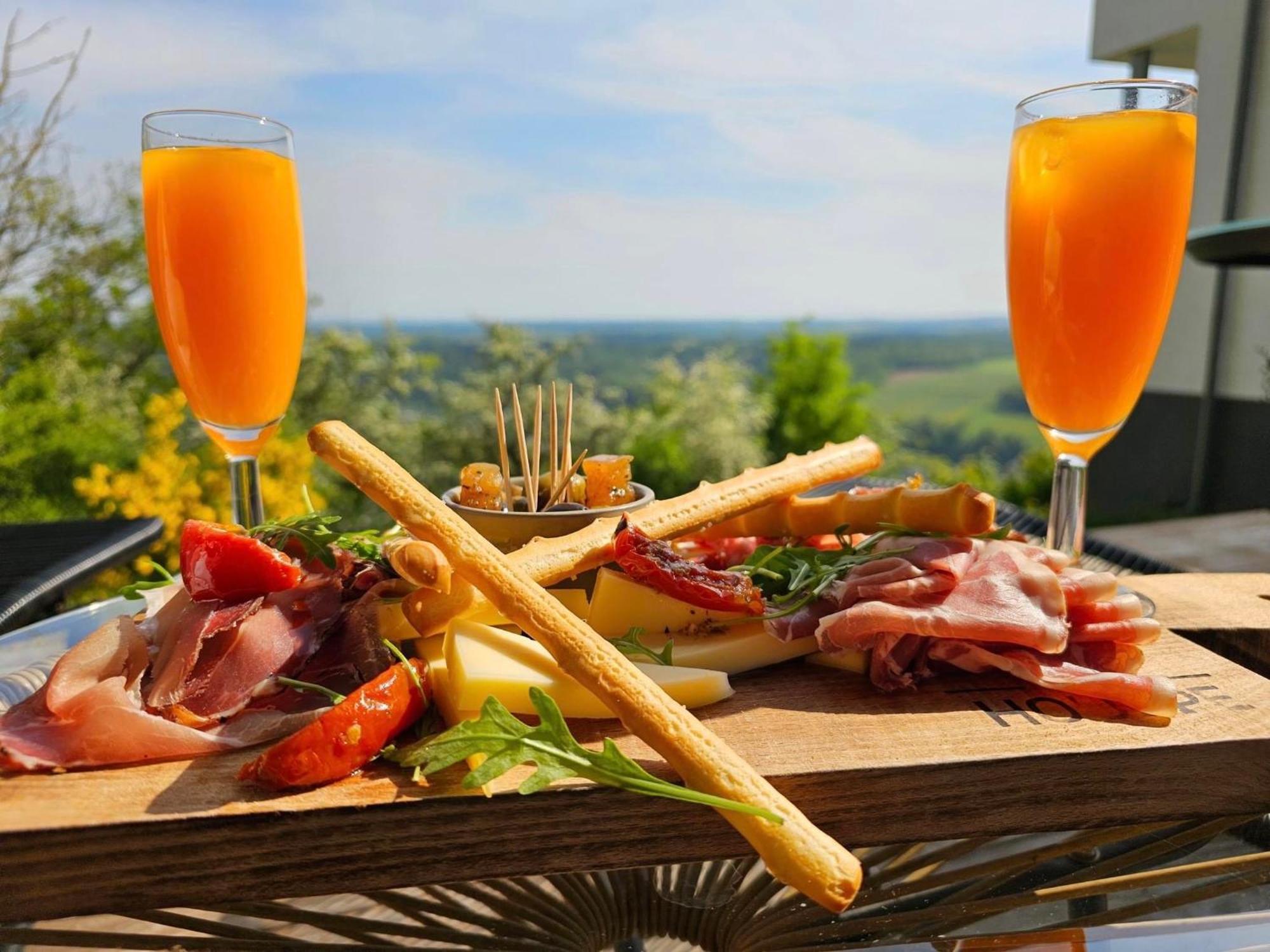 Les 7 Meuses - Restaurant & Hebergements Hoteliers - Insolites - Wellness - Gites Profondeville Zewnętrze zdjęcie